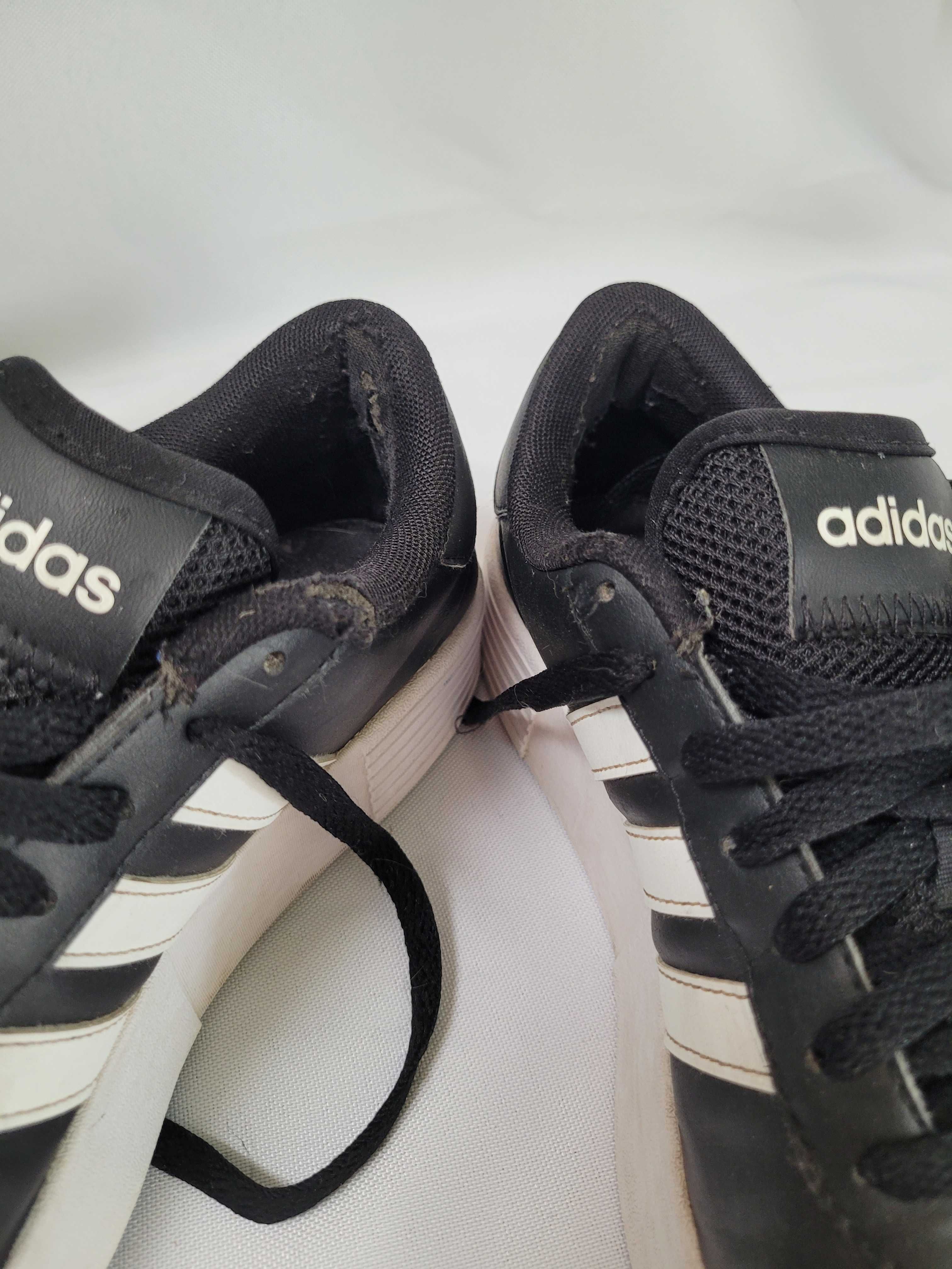 buty młodzieżowe adidas r 40