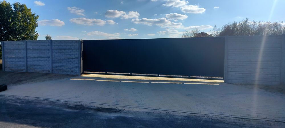 Działka przemyslowa/Baza techniczna/Baza transportowa/Magazyn/Firma