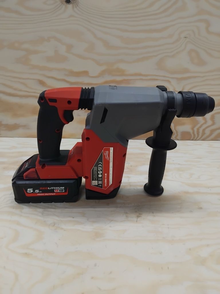 Milwaukee m18 ONEFHX Młotowiertarka  z baterią 5,5Ah