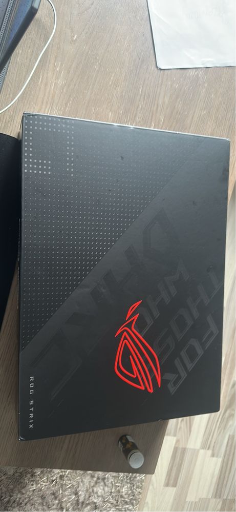 Laptop Asus Rog Strix G17 240Hz/RTX4070/32GB/2k/7940HX+SSD 2TB+Mysz