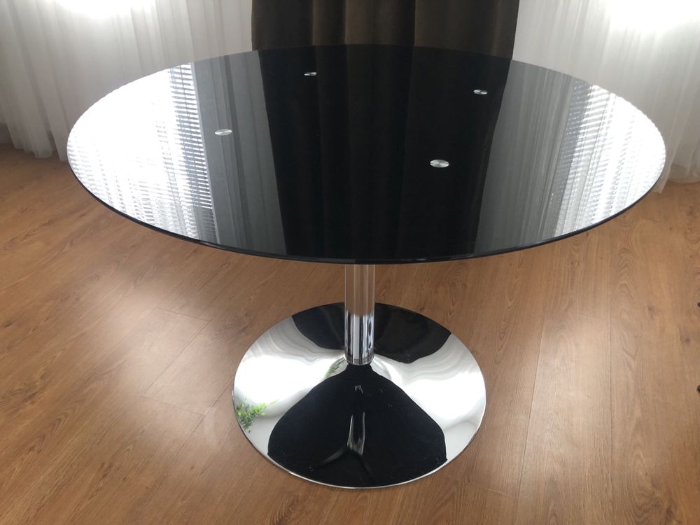 Stół okrągly szklany czarny
