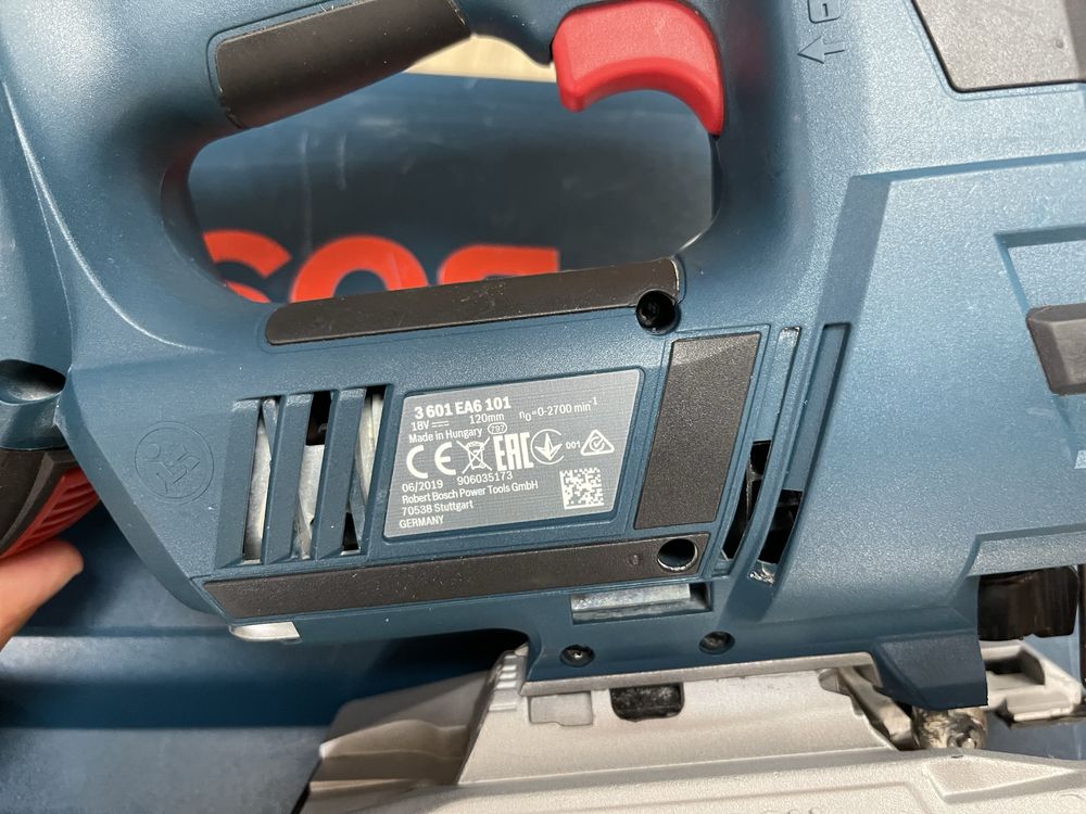 Bosch GST 18V-Li B L-Boxx / акумуляторний лобзик Бош