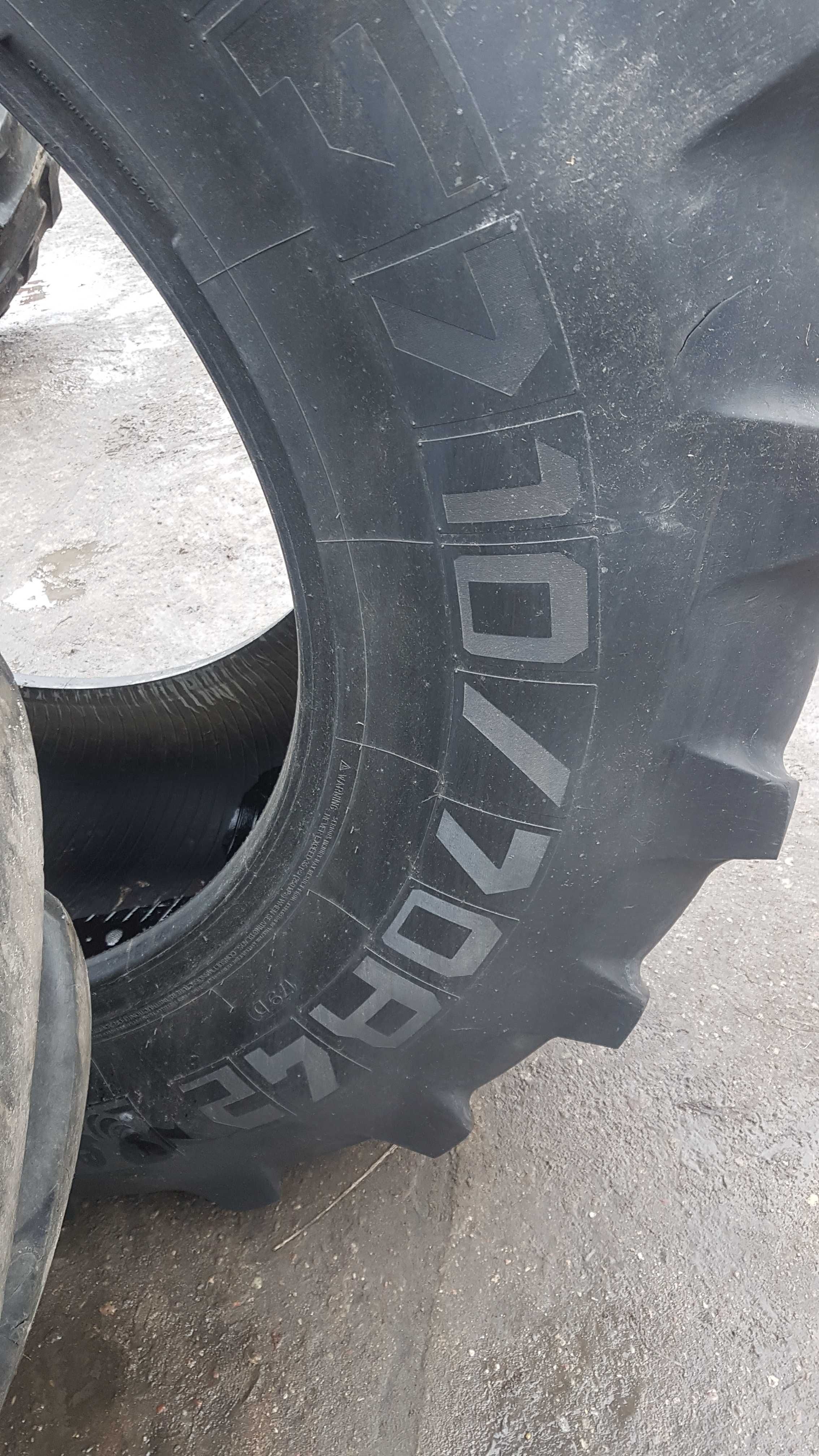 Opony 710/70R42 Michelin AxioBiB