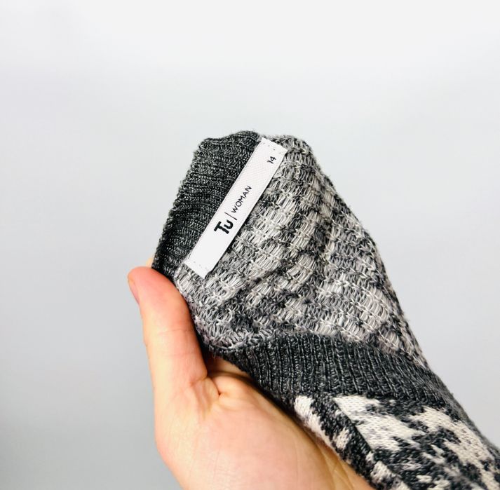 Sweter z motywem skóry węża XL 42 TU