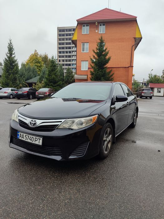 Аренда авто оренда Toyota Camry 50 работы в такси