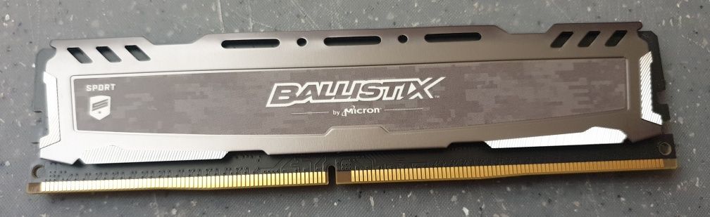 Crucial 2x4GB 2400MHz Ballistix