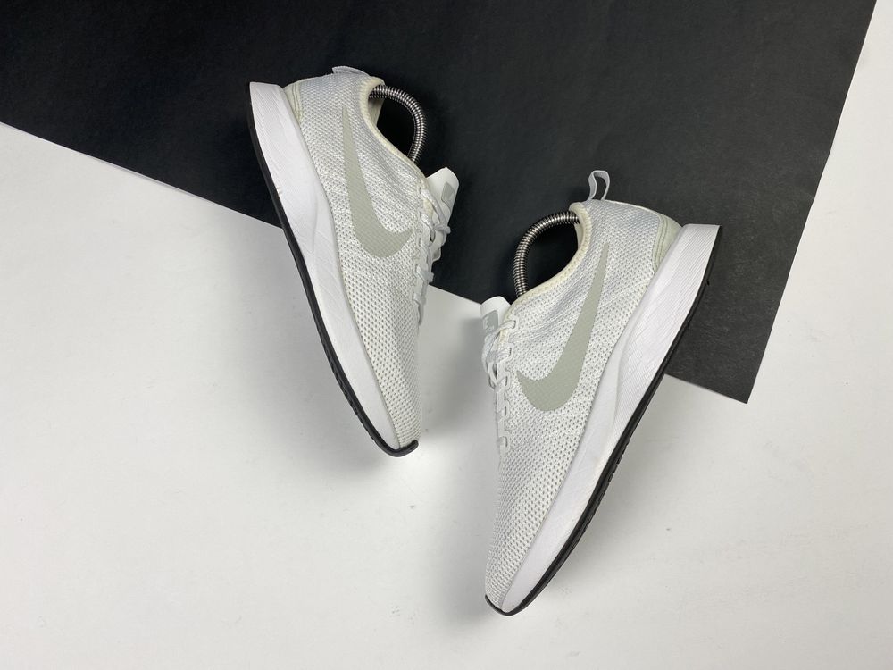 Кроссовки Nike Dualtone Racer original 40р белые