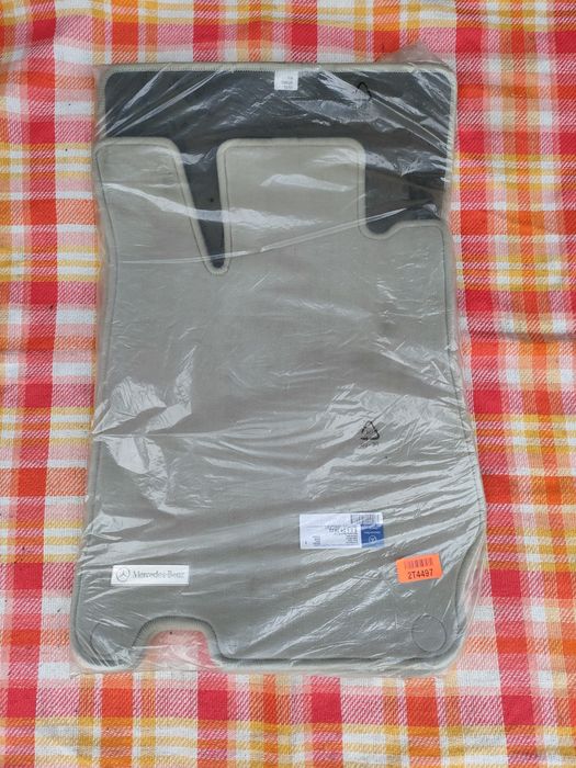 Dywaniki Mercedes SL R230