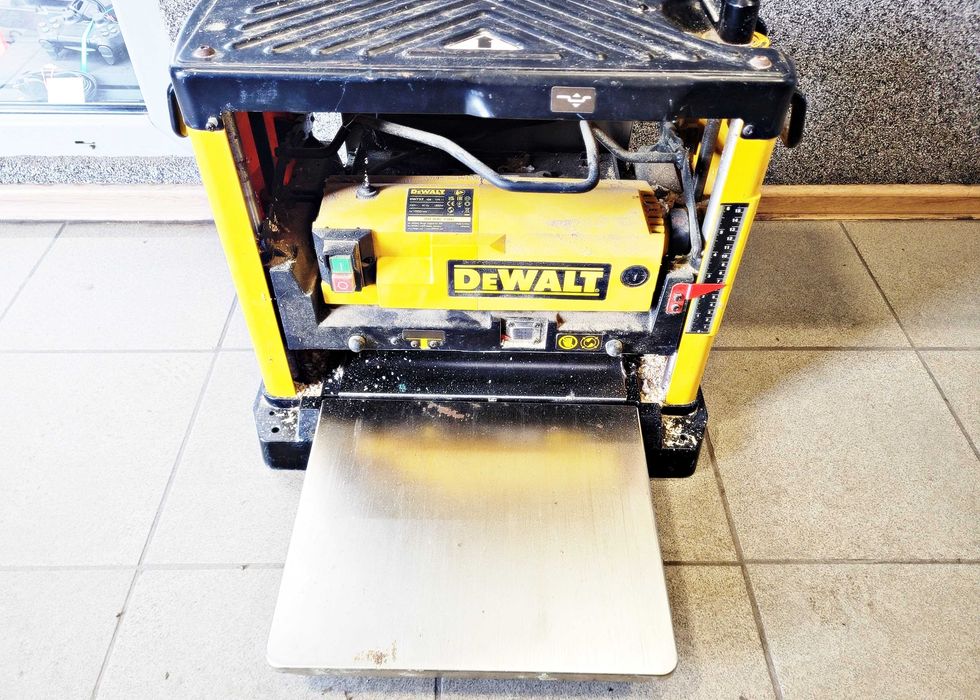 Grubościówka Dewalt DW733 K&B Handel