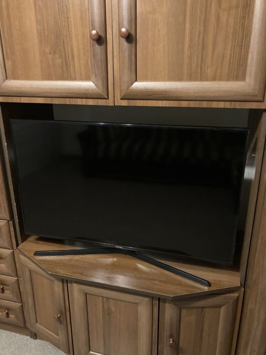 Продам смарт телевізор Samsung