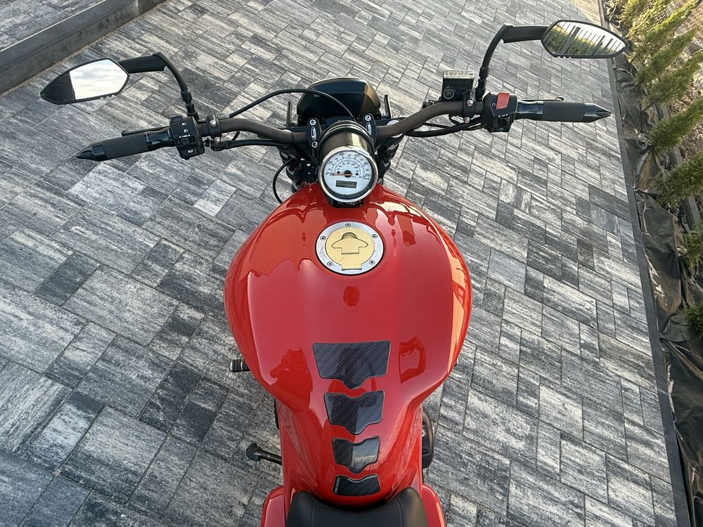 Honda Shadow VT 125ccm bobber custom