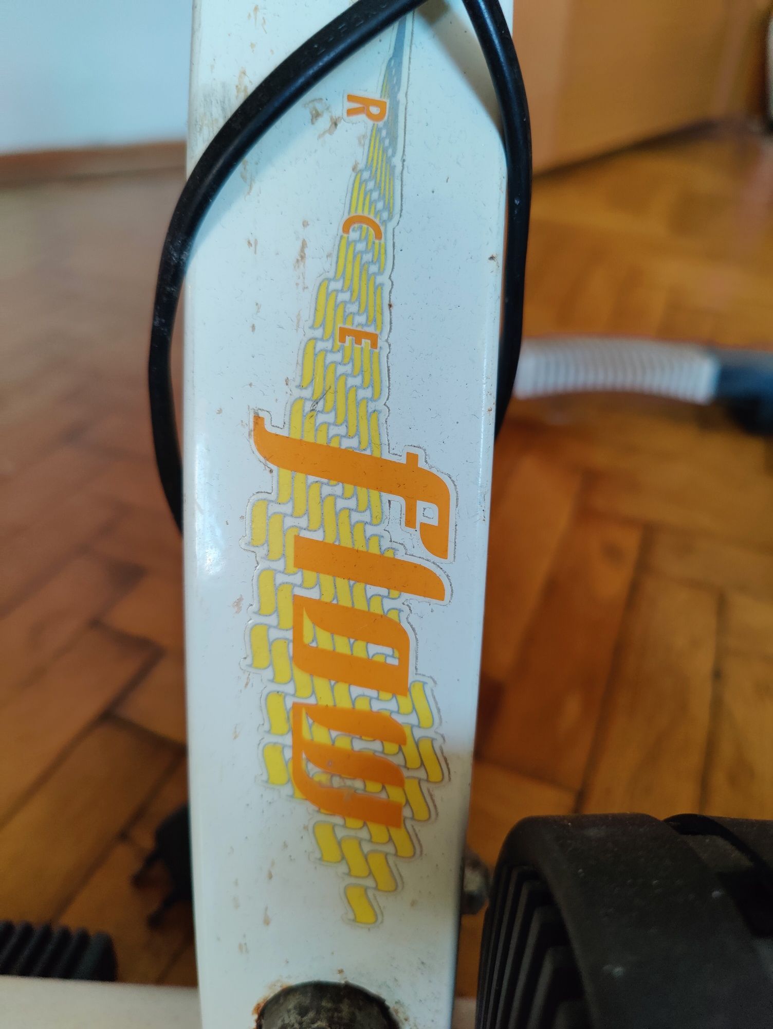 Trenażer TACX Flow