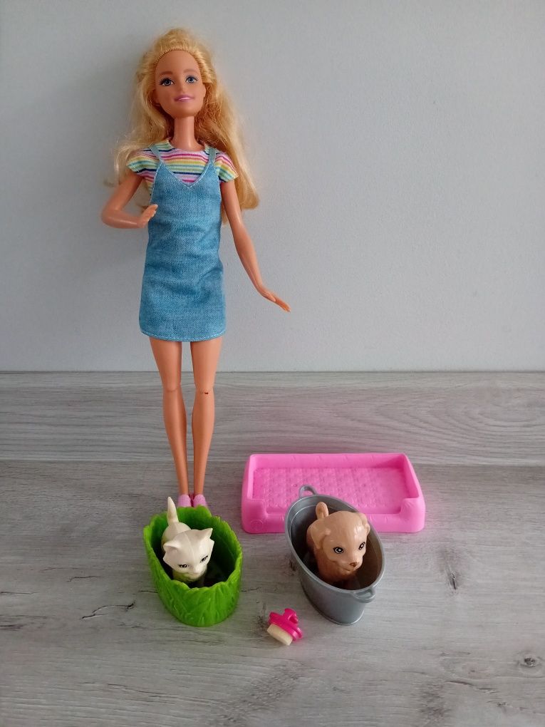 Barbie opiekunka zwierząt- 2 różne zestawy