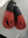 Vendo luvas de boxe infantis Outshock Advanced Boxing Gloves 100, 10 o
