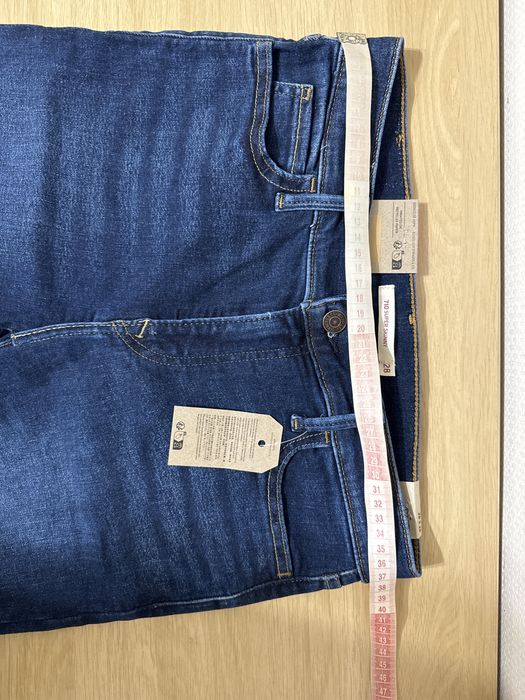 Женские джинсы скини Levis Оригинал , 27/30 та 28/28
