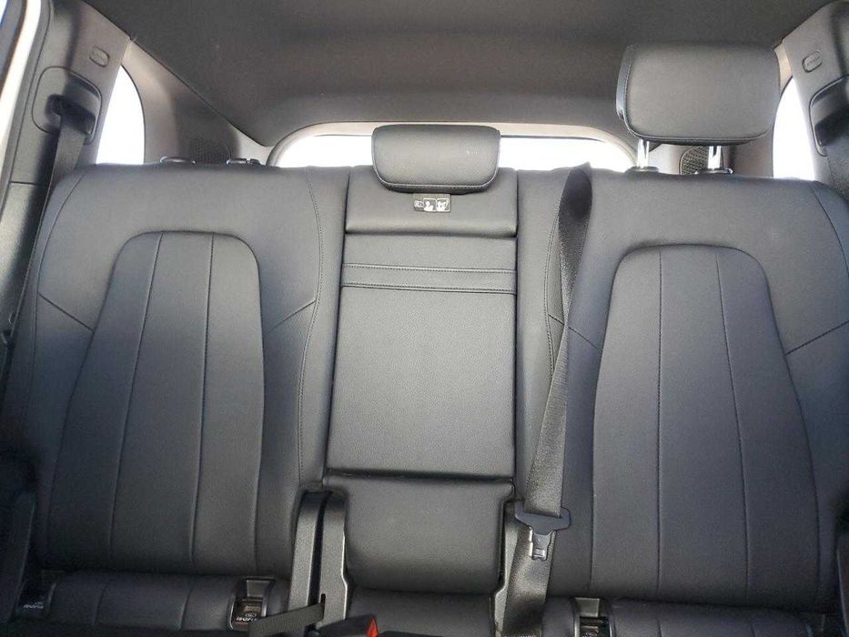 Mercedes-Benz GLB 250 2022