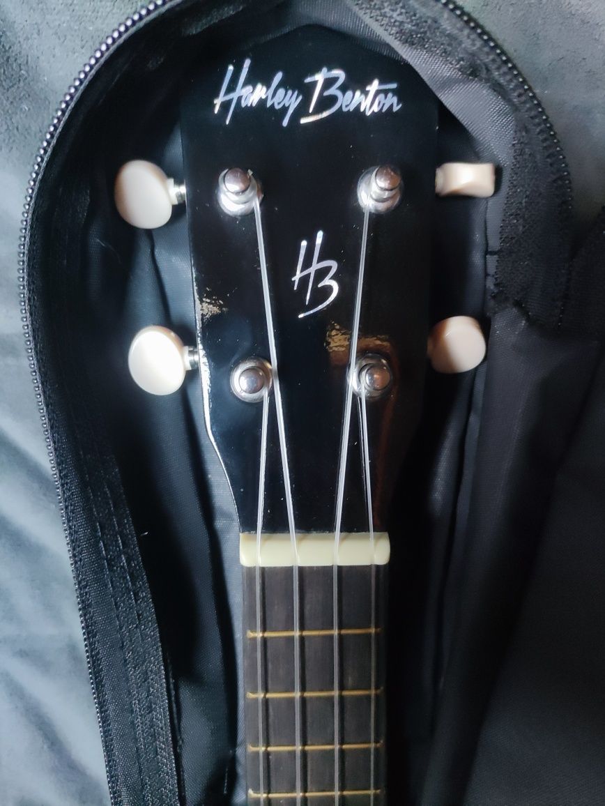 Ukulele Harley Benton uk12 black