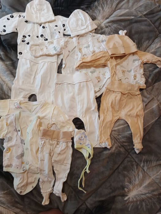 Одяг для немовлят