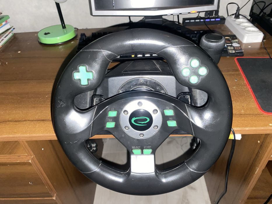 Продам цгровий руль esperanza