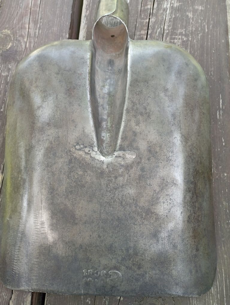 Ножницы,лопаты,пила