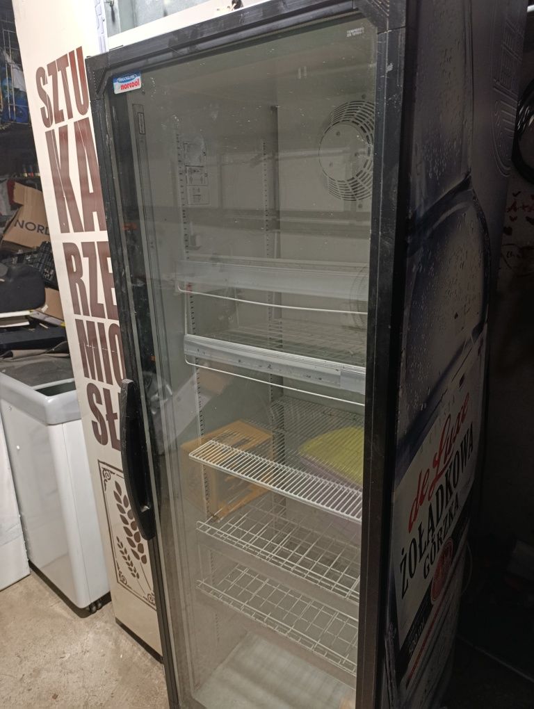Sprzedam witryny chłodnicze i zamrażarki do lodów i innych rzeczy