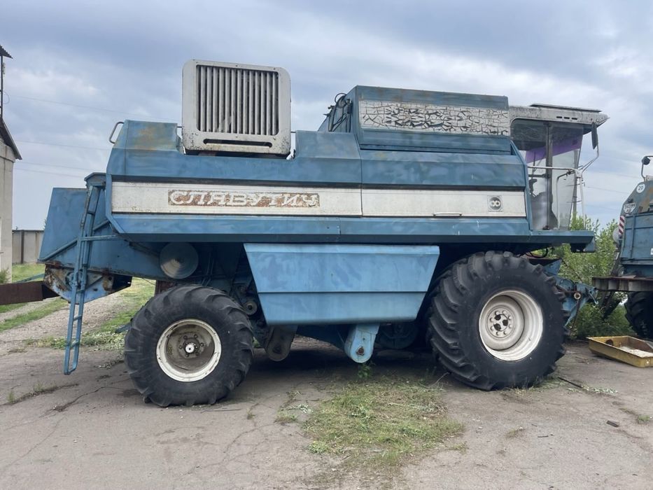 Комбайн ДОН-1500 Б, з подрібнювачем, комбайн СЛАВУТИЧ, КЗС 9, 2006 р.в