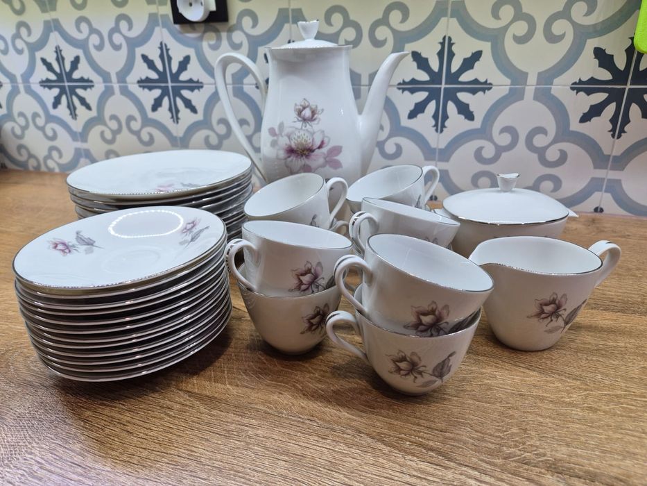Zestaw kawowy porcelanowy