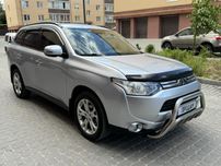 Офіційний! Mitsubishi Outlander 2013рік 2.0 газ/бензин