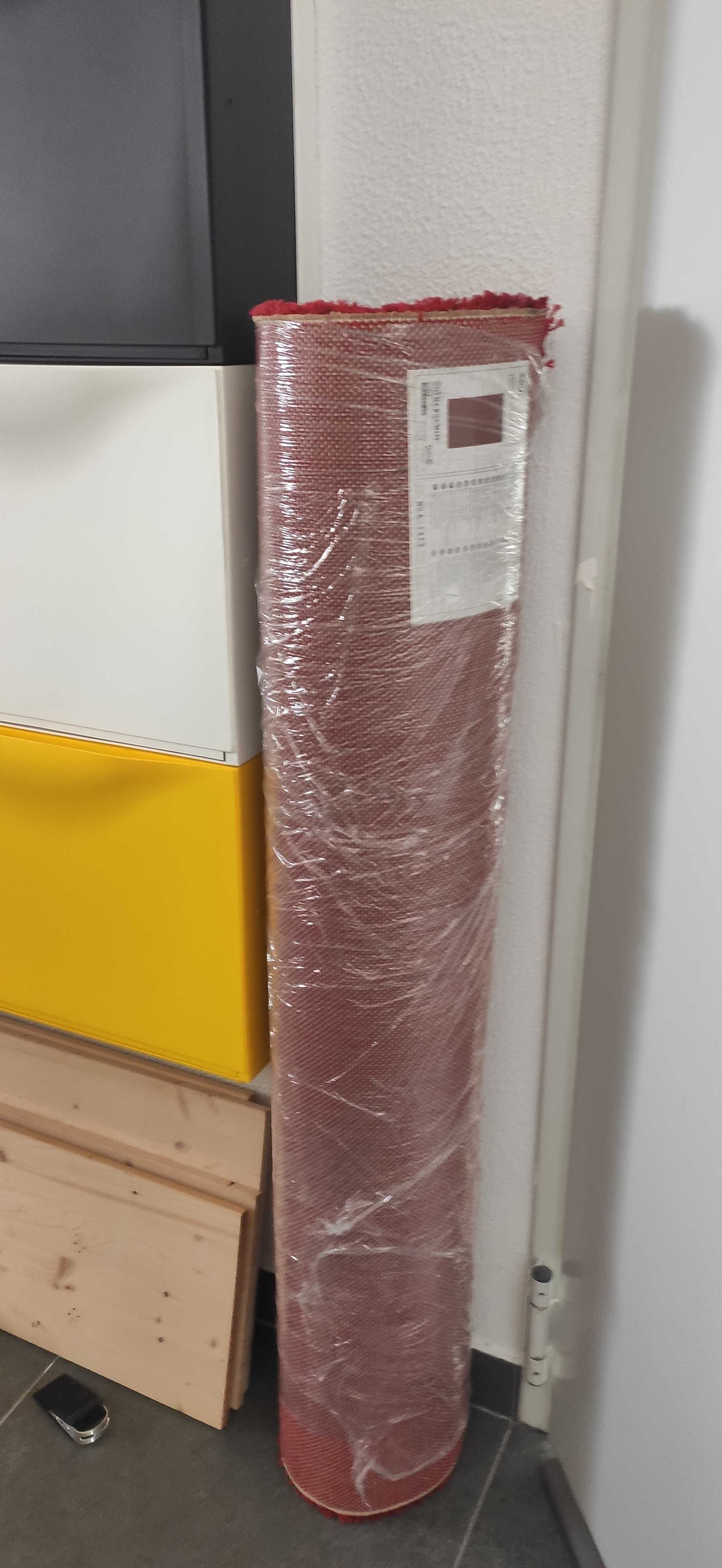 Tapete Ikea Adum vermelho
