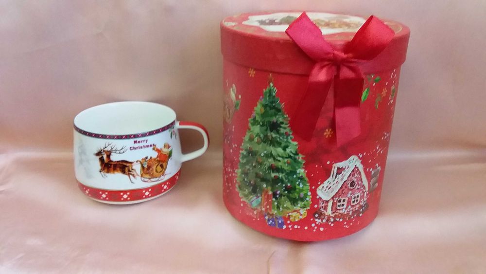 Новогодний набор посуды новый