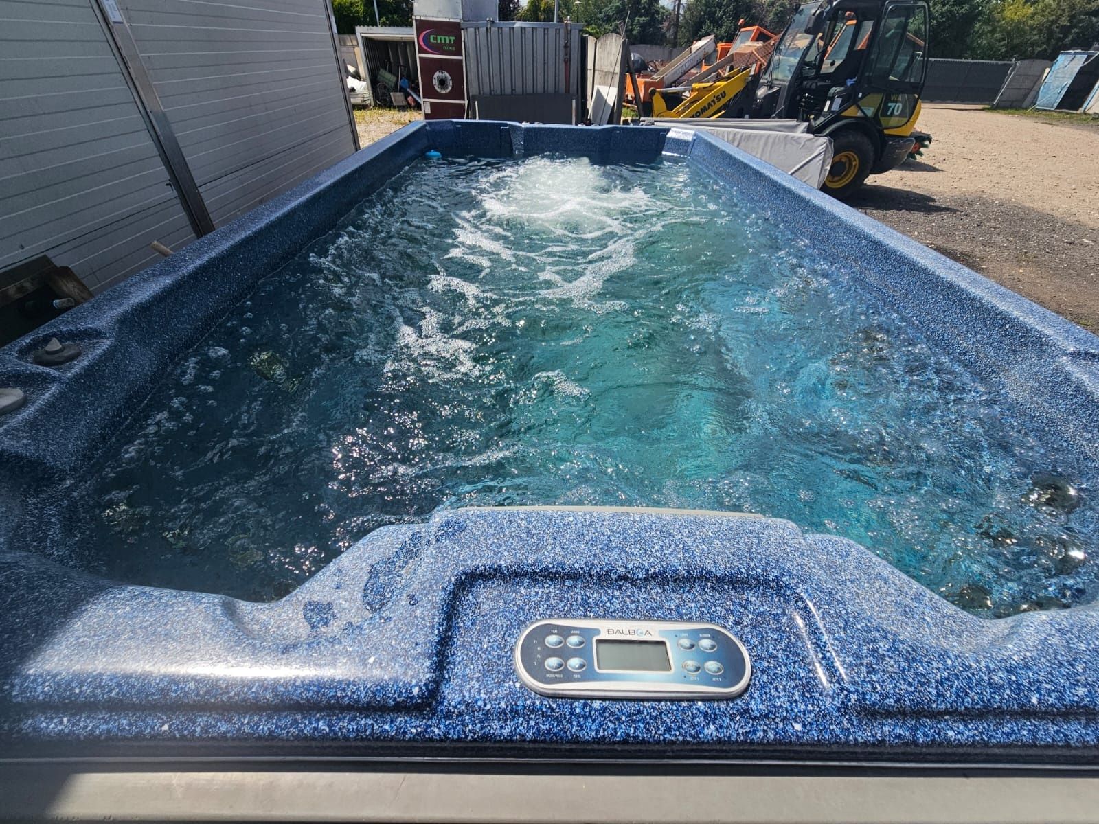 Swimspa basen z przeciwprądem jacuzzi  spa