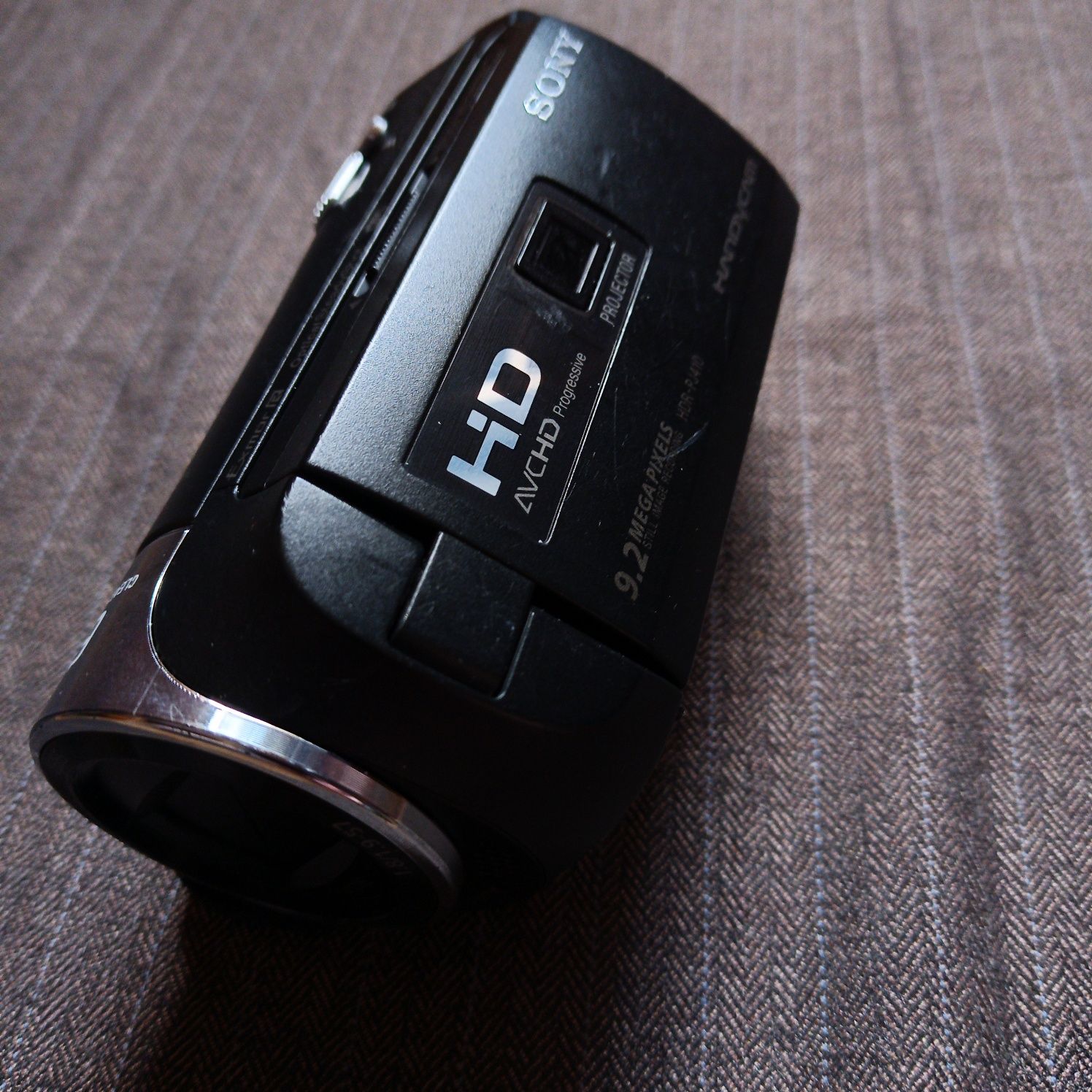 відеокамера з вбудованим проектором Sony HDR-PJ410