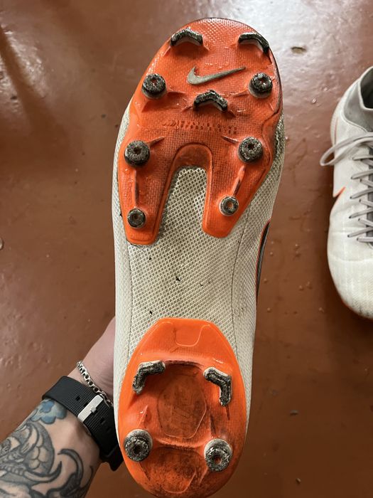 Продам бутси Nike оригінал