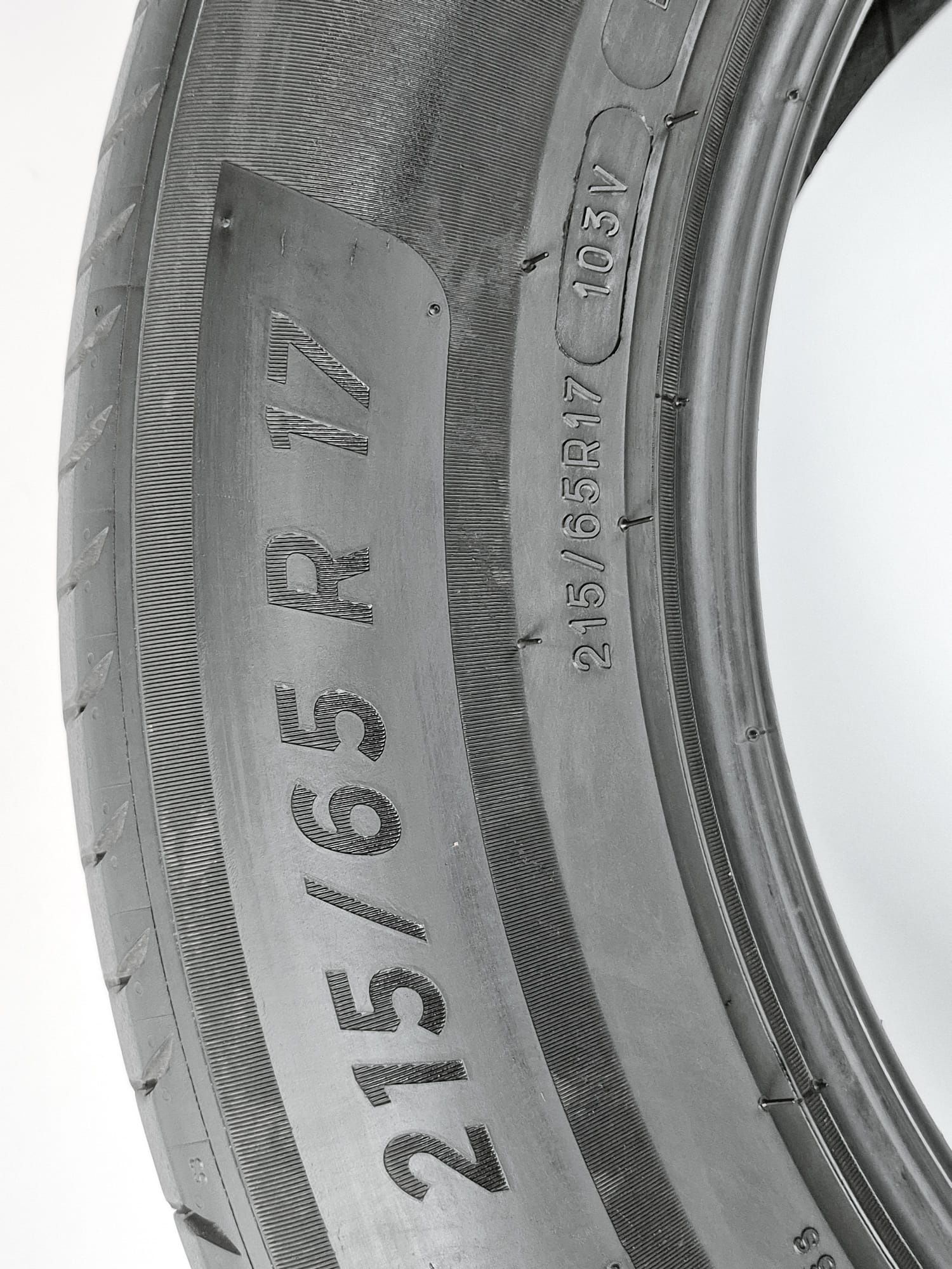 2x215/65 R17 Michelin Primacy 4 S2