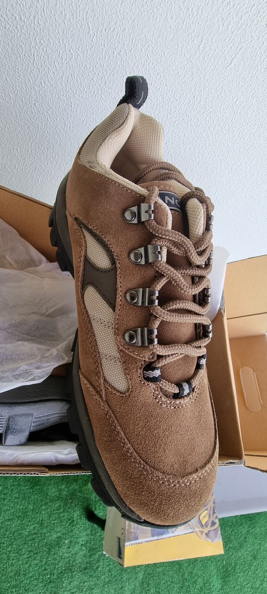 Sapatos Segurança NOVOS.