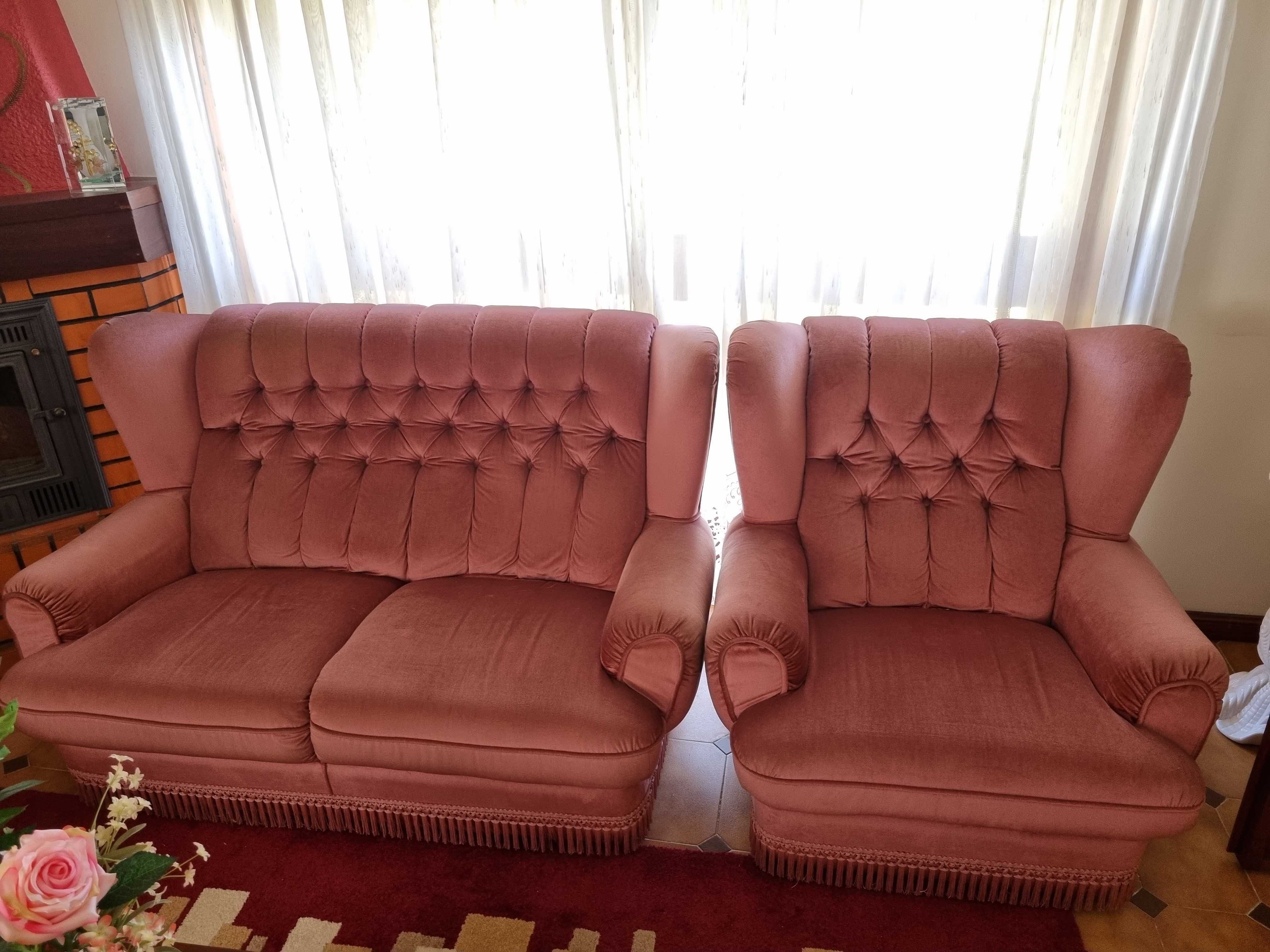 Conjunto sofá 2 + 2 + 1 + 1 lugares