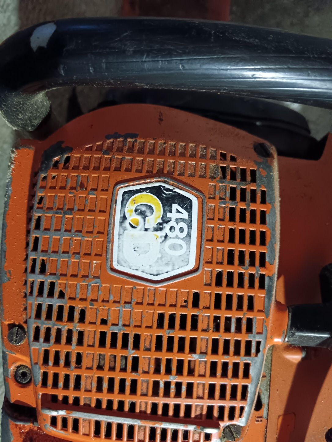 Motosserra Husqvarna e podadora Camon