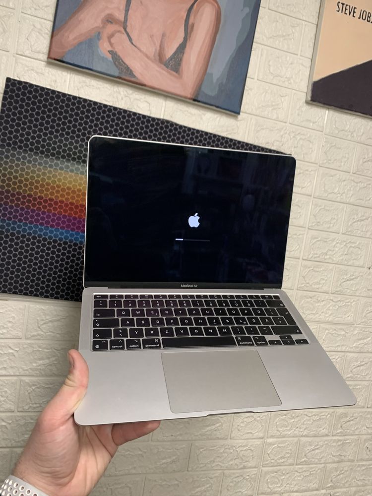 Продам маккбук MacBook Air M1 2020 a2337 заблокованый