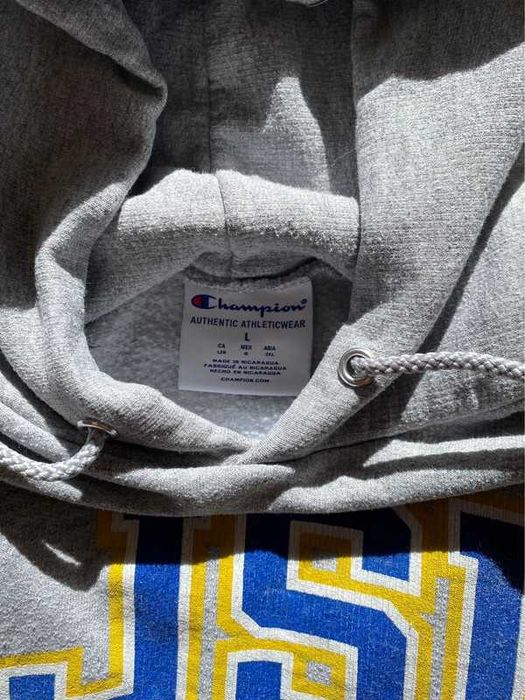 Hoodie da marca Champion