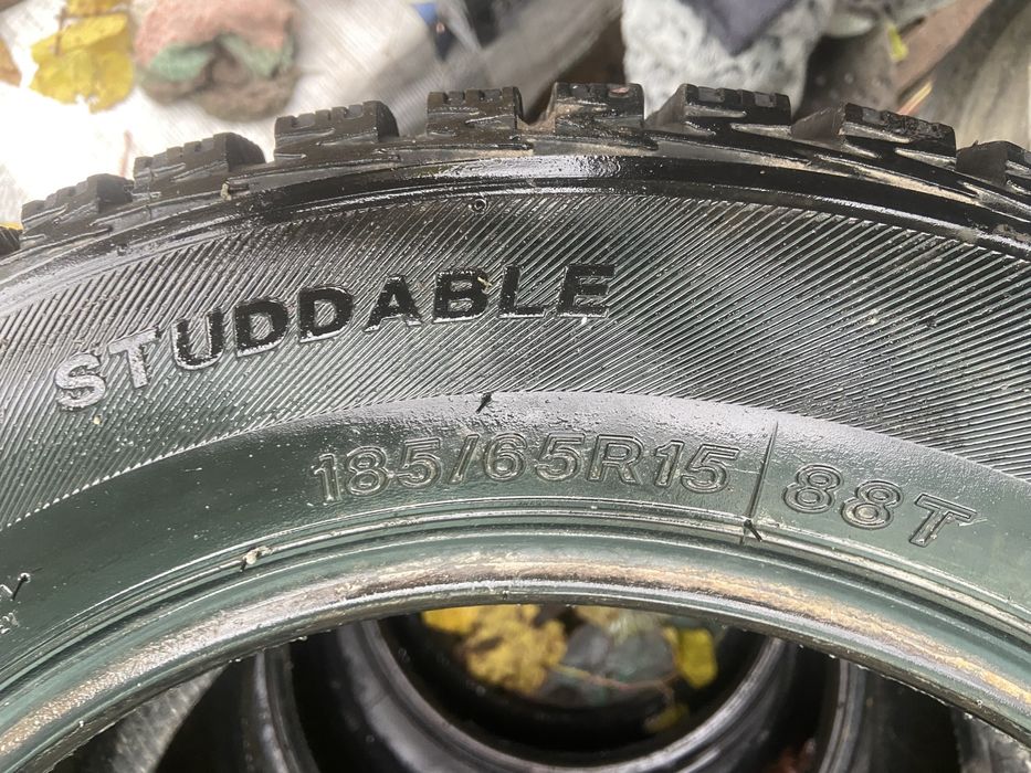 Шини 185/65 R15 продам