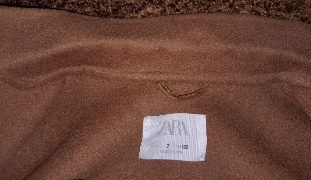 Пальто для дівчинки Zara р.122