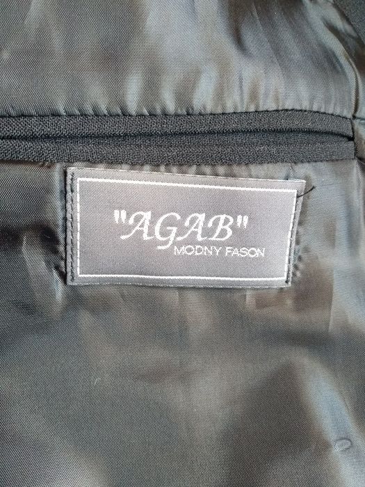 Garnitur męski trzy częściowy plus gratis