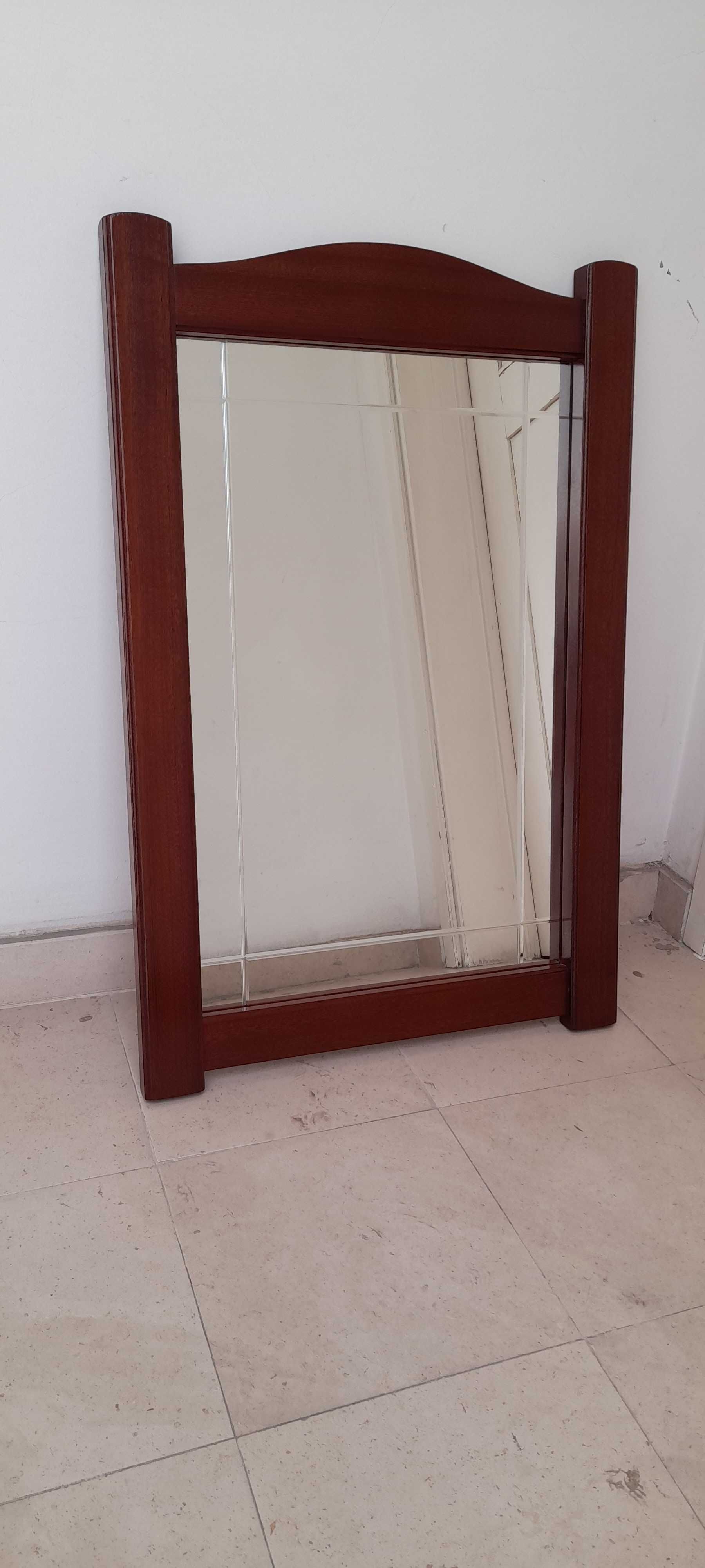 espelho em mogno de madeira maciça