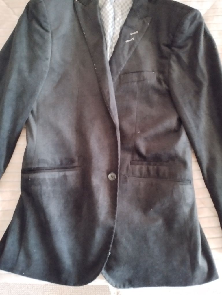 Roupa como nova desocupar