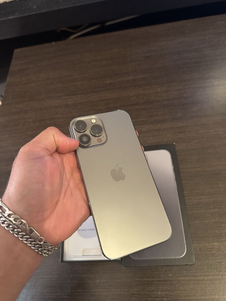 Iphone 13 Pro max como novo