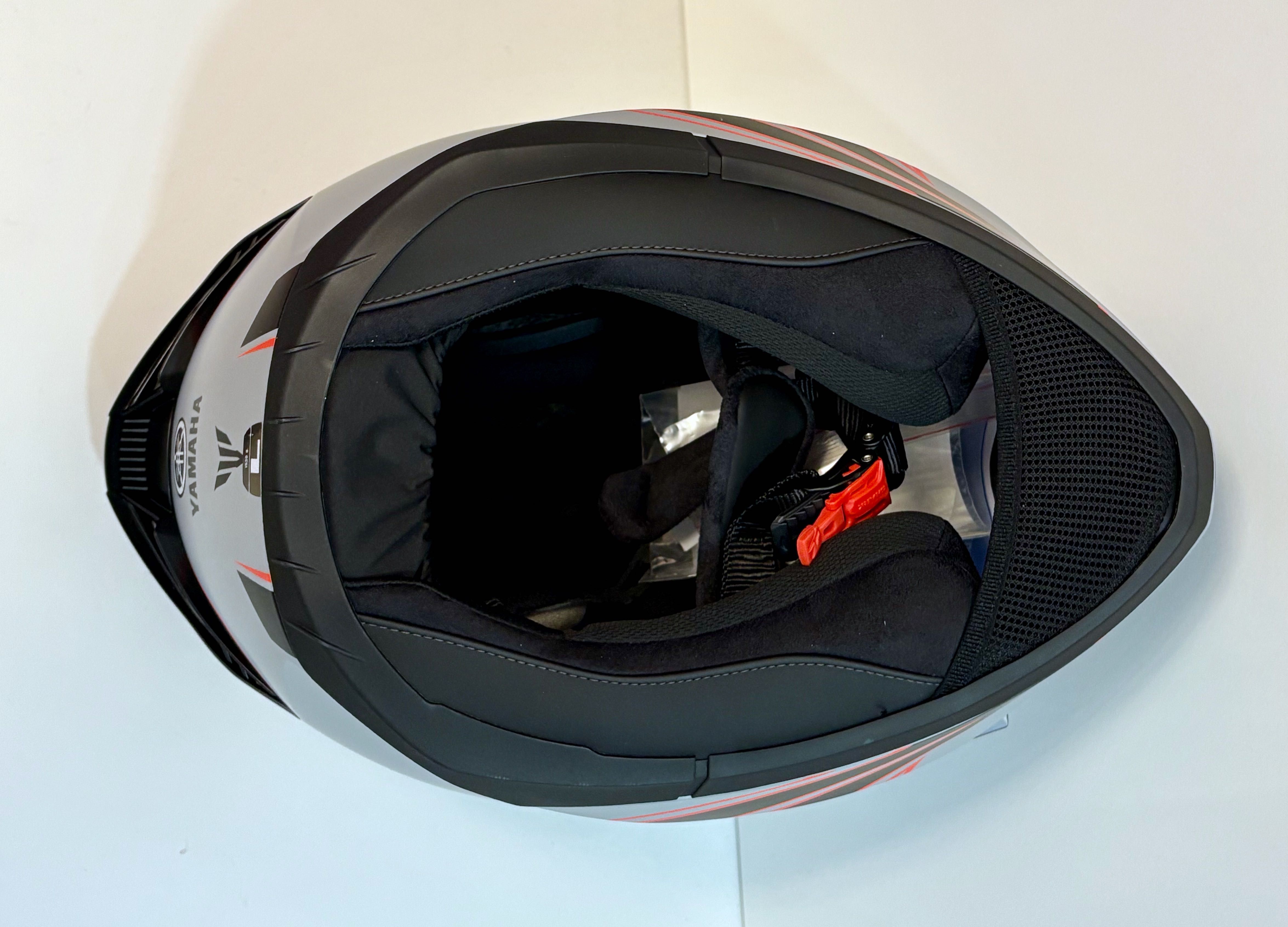 Capacete NOVO Shark D Skwal YAMAHA (35% Desconto) Tamanho L