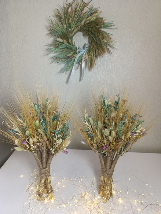 Невеликі дідухи  4ї0 см,
Акура