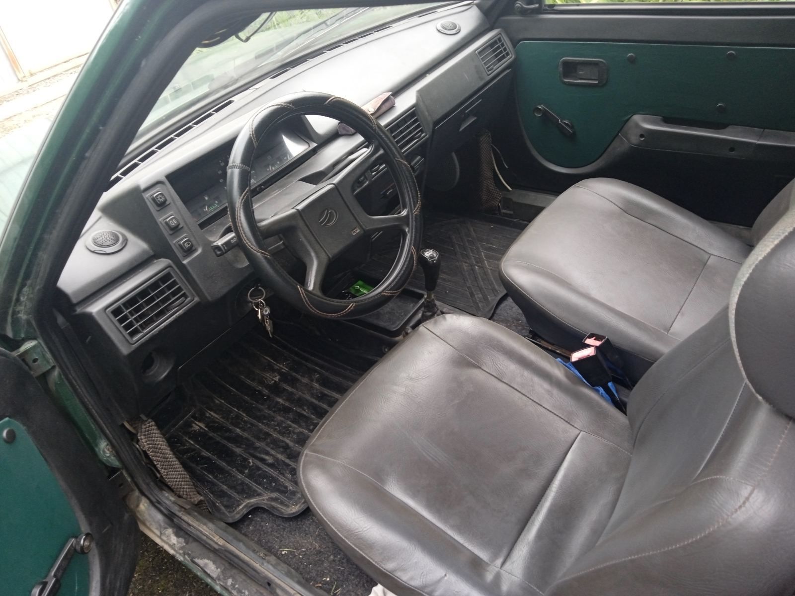 Продам таврію NOVA 1102  2003рік