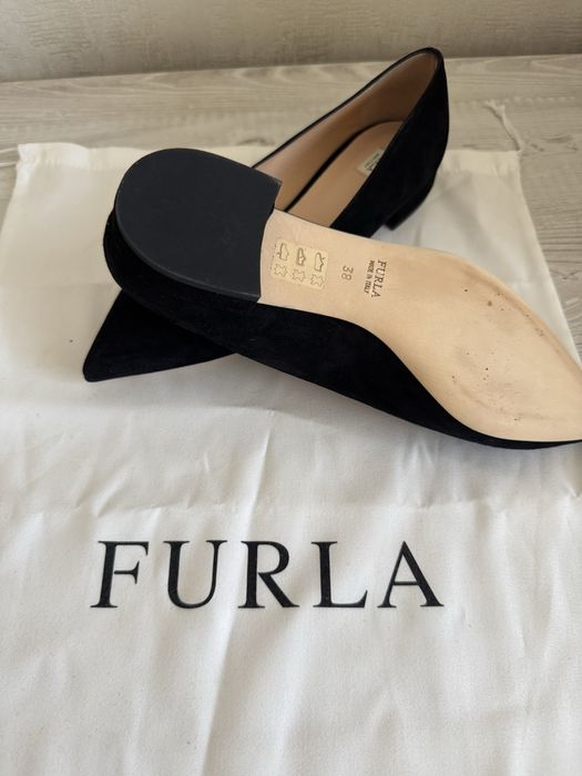 Furla чорні балетки туфлі замшеві