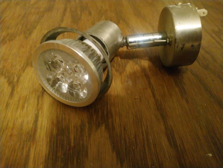 Lampka kinkiet srebrny GU10